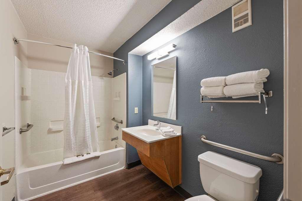 Extended Stay America Select Suites - Charlotte - University Place - E Mccullough Dr Exteriér fotografie