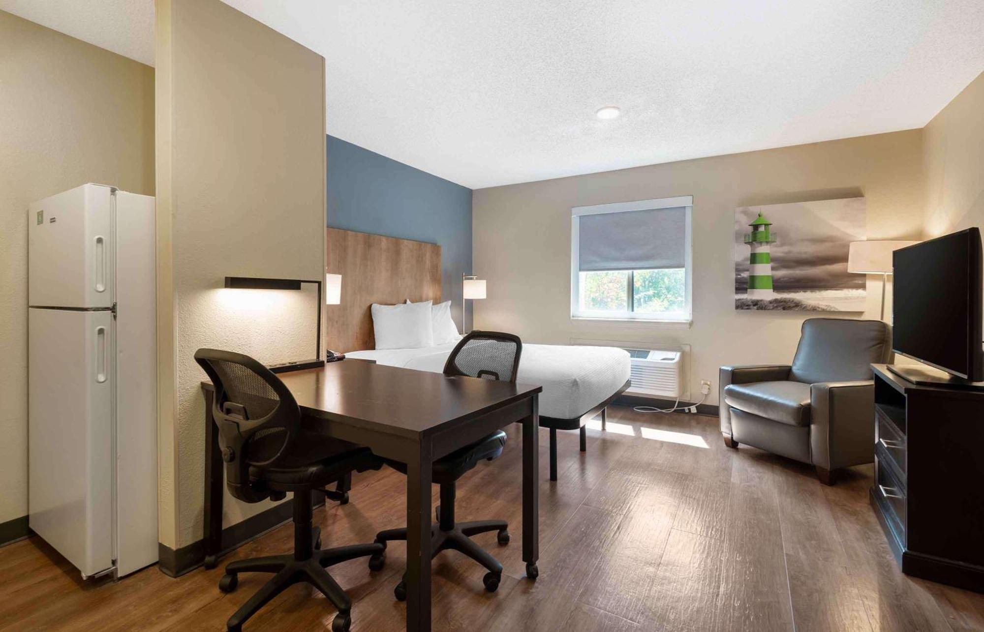 Extended Stay America Select Suites - Charlotte - University Place - E Mccullough Dr Exteriér fotografie
