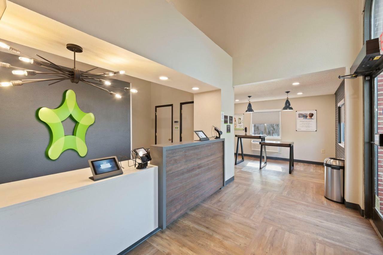 Extended Stay America Select Suites - Charlotte - University Place - E Mccullough Dr Exteriér fotografie