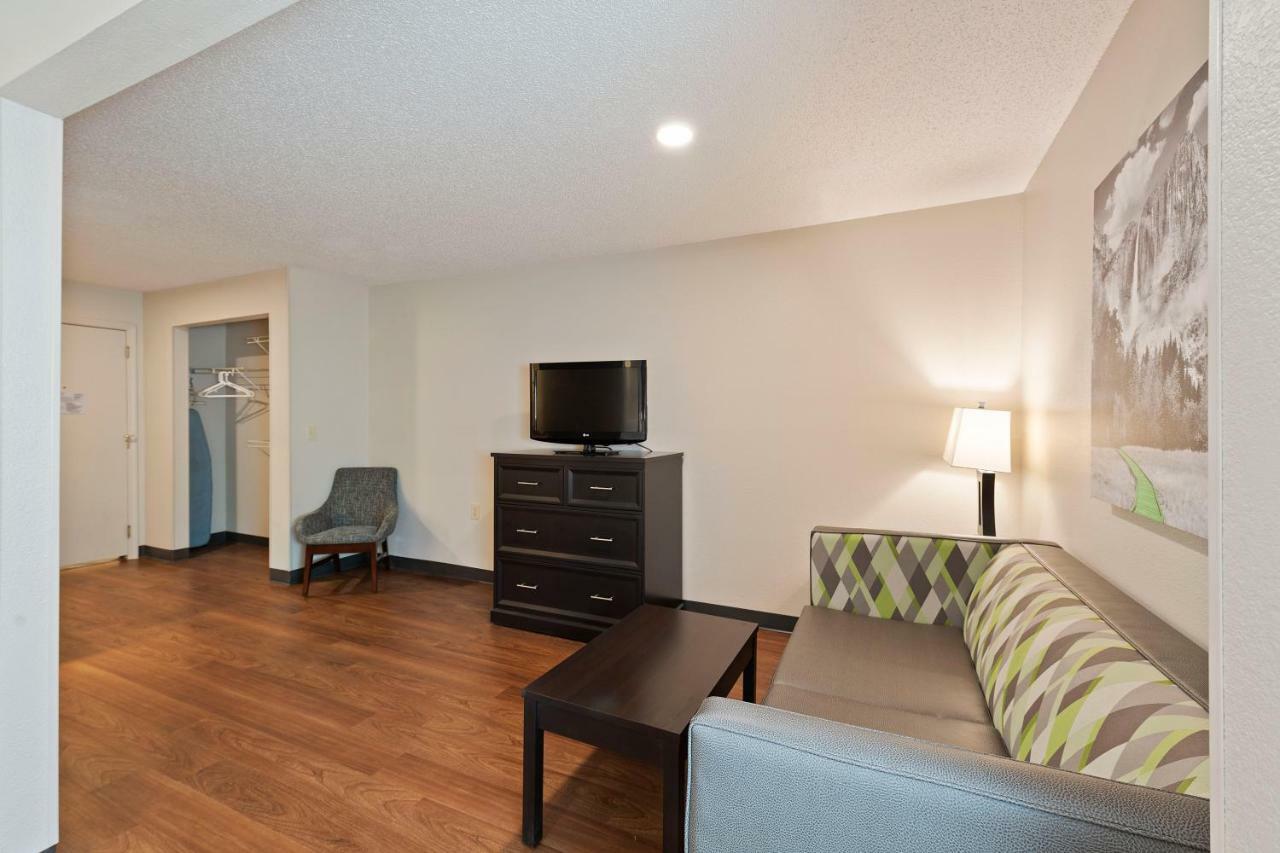 Extended Stay America Select Suites - Charlotte - University Place - E Mccullough Dr Exteriér fotografie