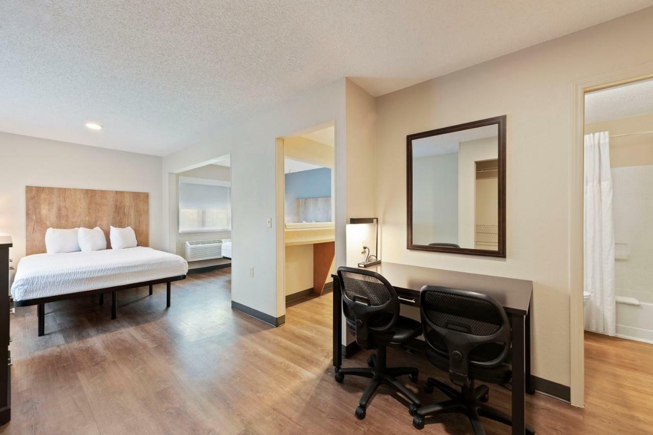 Extended Stay America Select Suites - Charlotte - University Place - E Mccullough Dr Exteriér fotografie